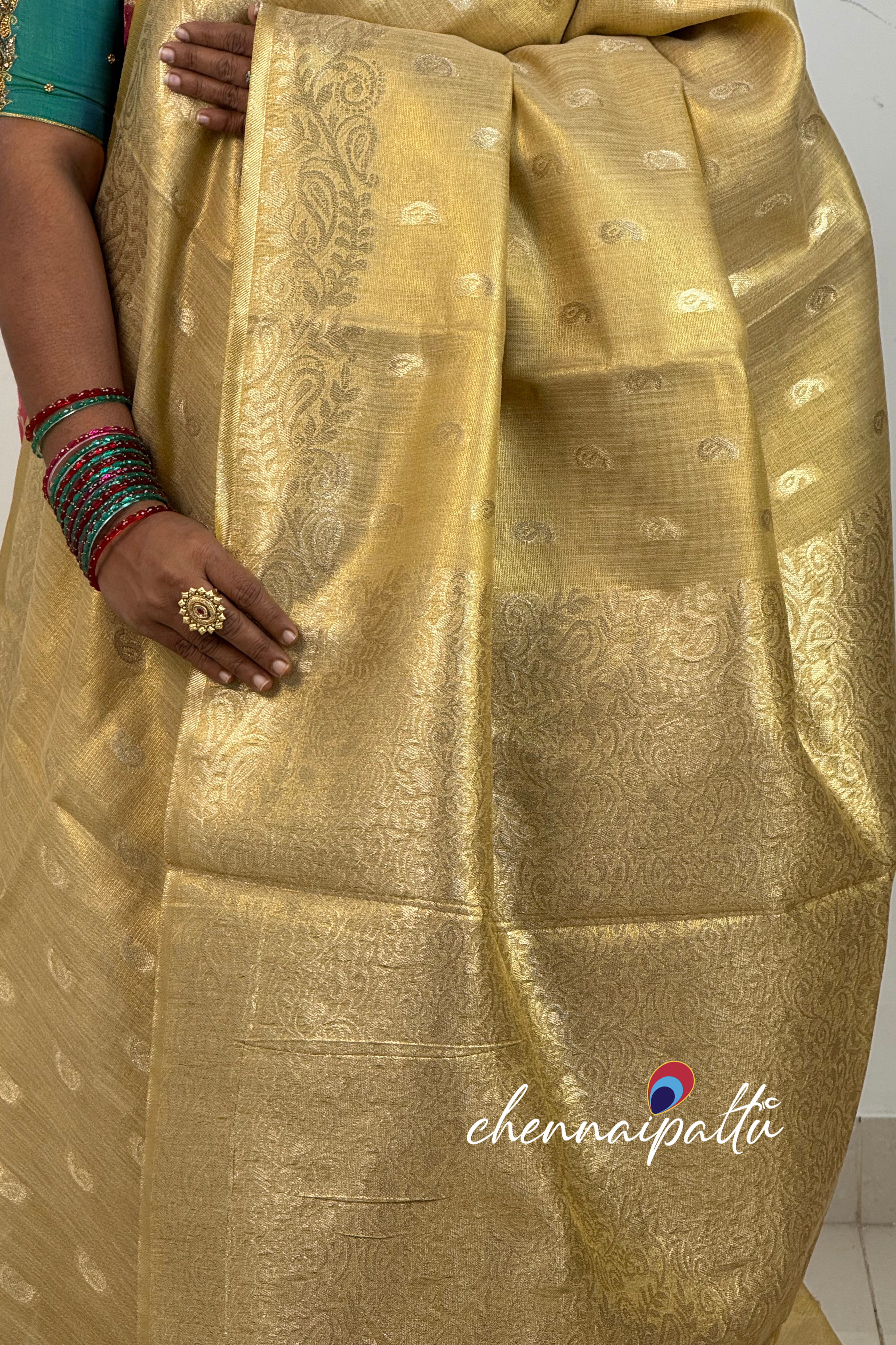 SUNITHA – Handcrafted Linen Tissue Saree | Blouse Attached