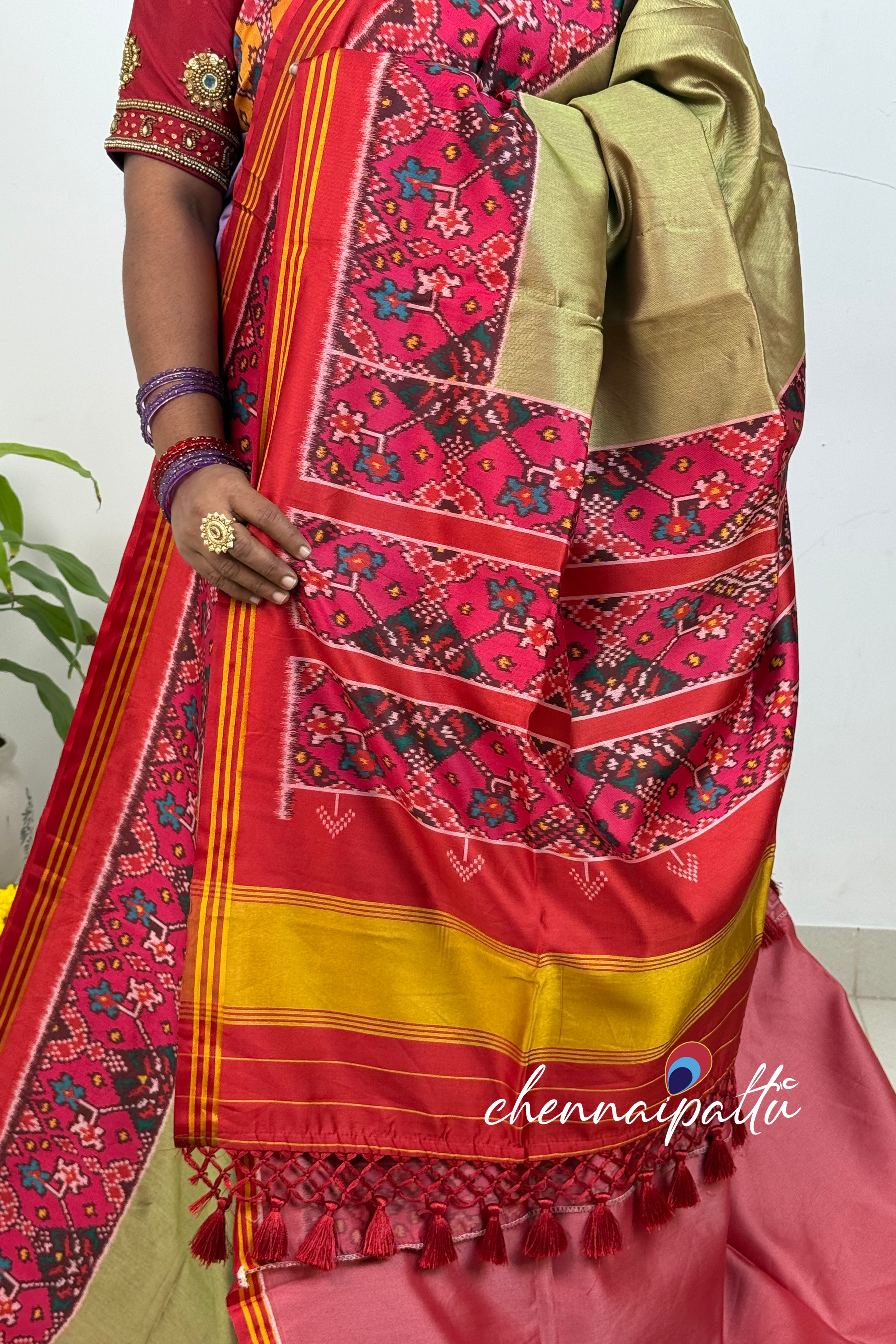SUNITHA – Pure Tussar Patola Saree | Contrast Blouse Attached