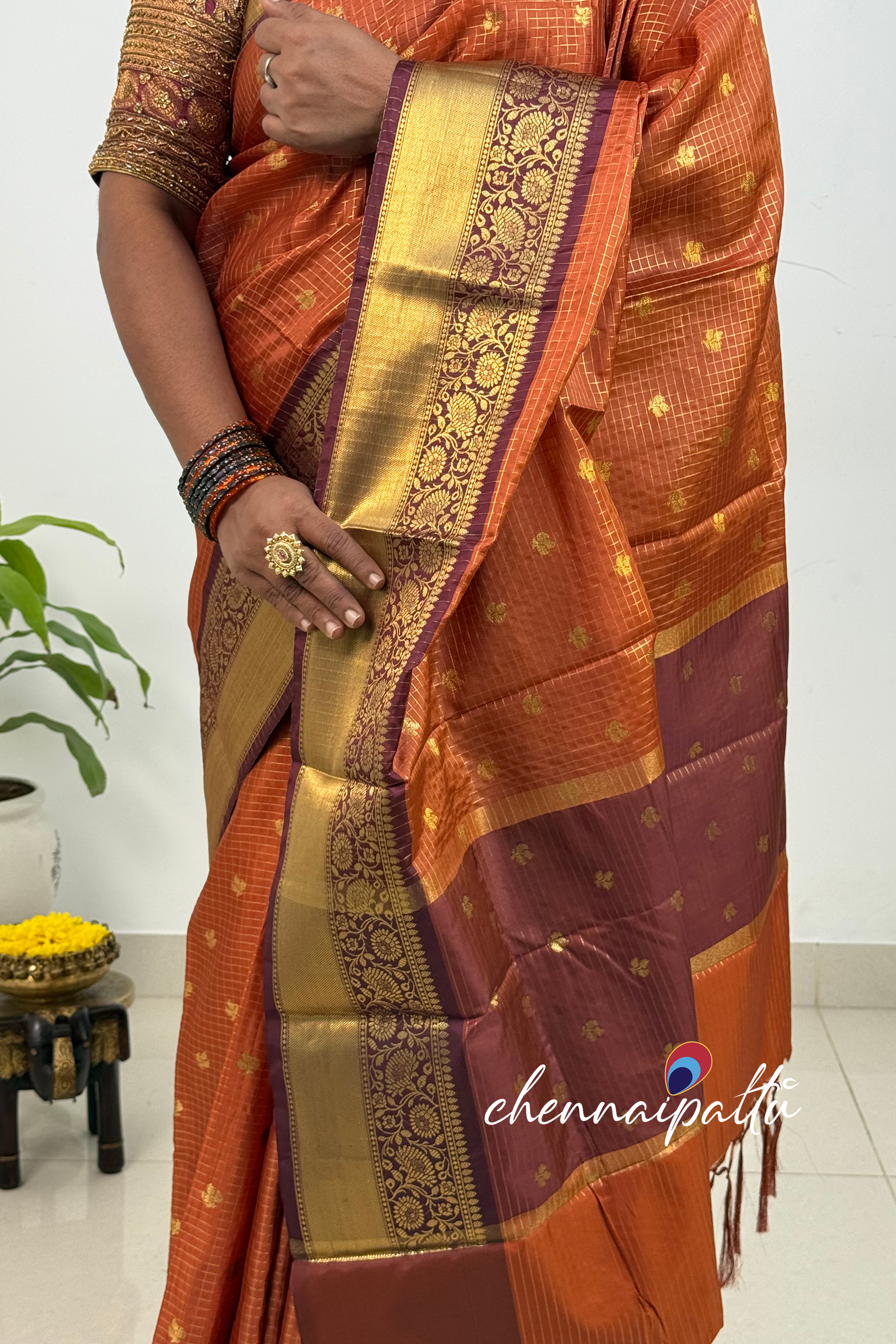 SUNITHA – Vintage Semi Banarasi Saree with Checks | Contrast Blouse Attached