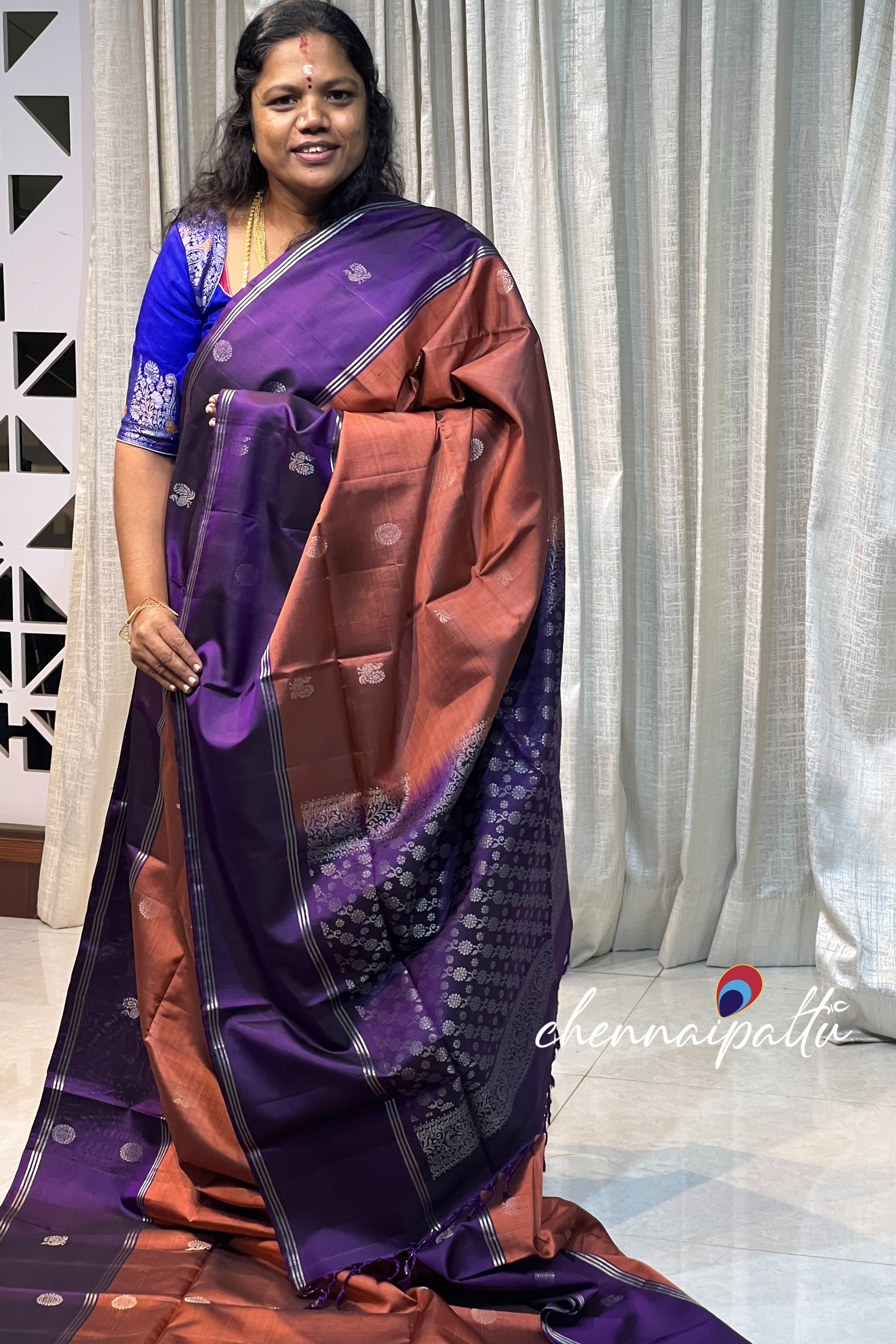 Vinusha : Kanchipuram soft silk - A Cascade of Timeless Grace with Contrast Blouse Piece