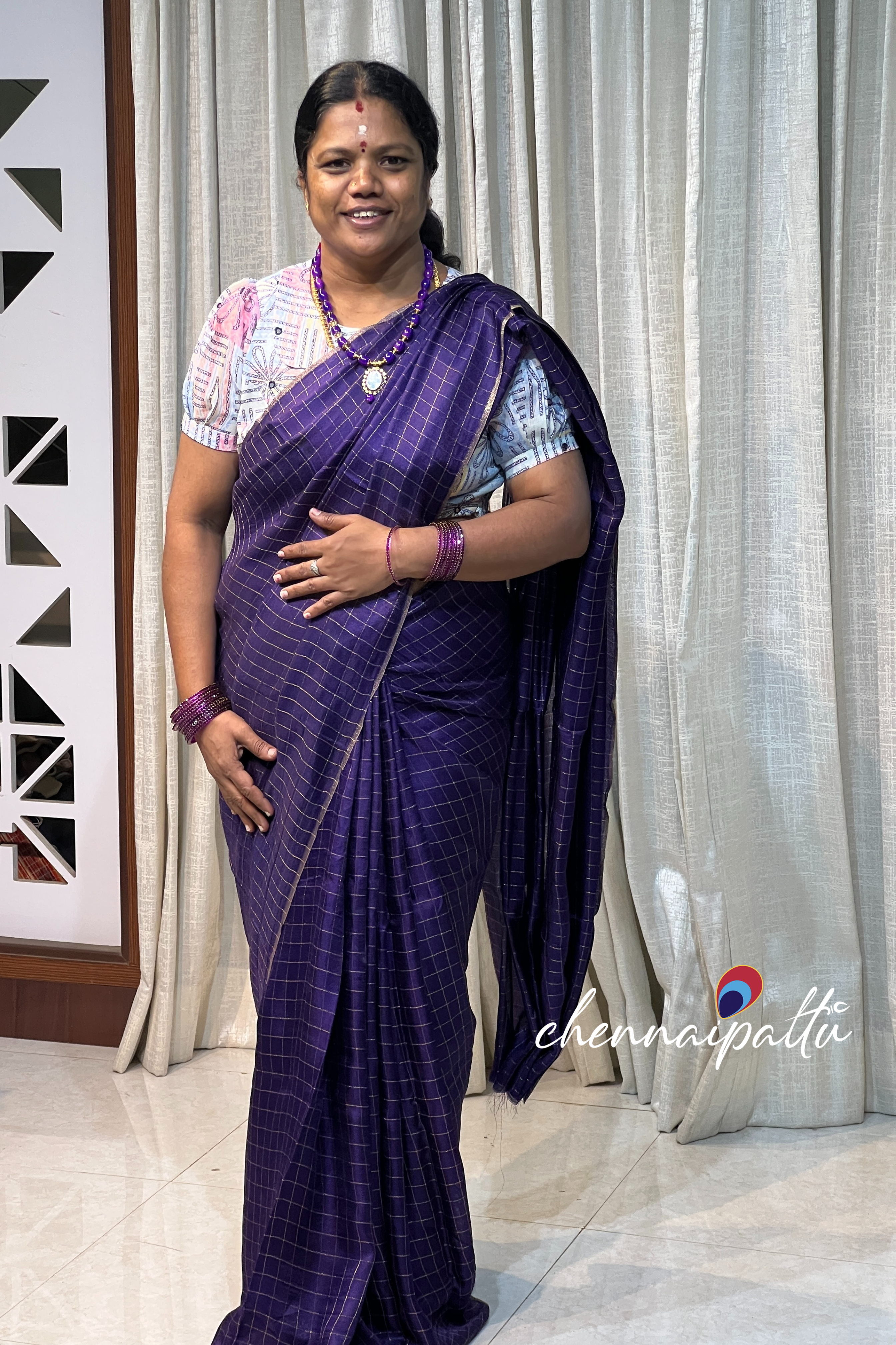 Vinusha : Kanchipuram soft silk - A Cascade of Timeless Grace with Contrast Blouse Piece