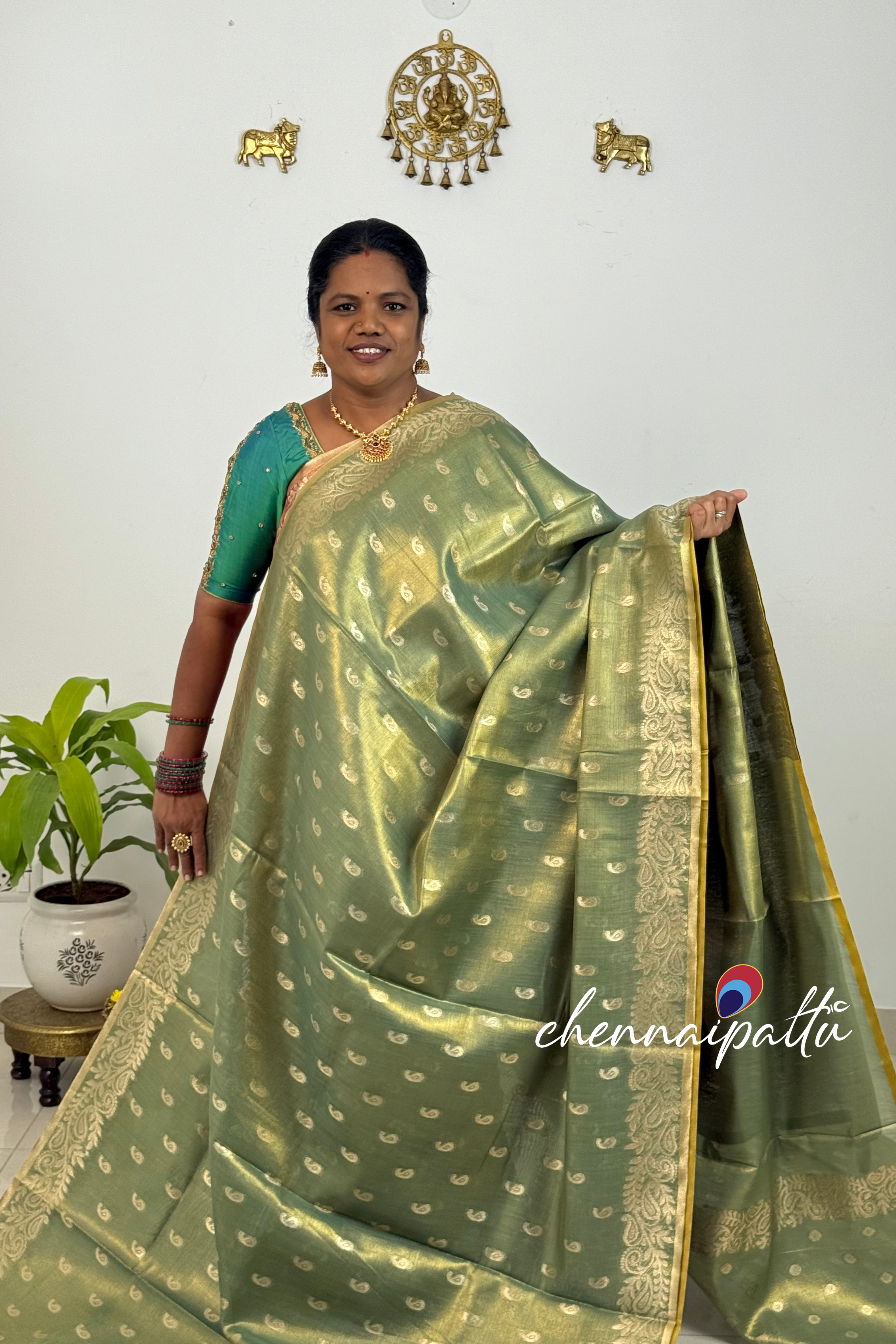 SUNITHA – Handcrafted Linen Tissue Saree | Blouse Attached