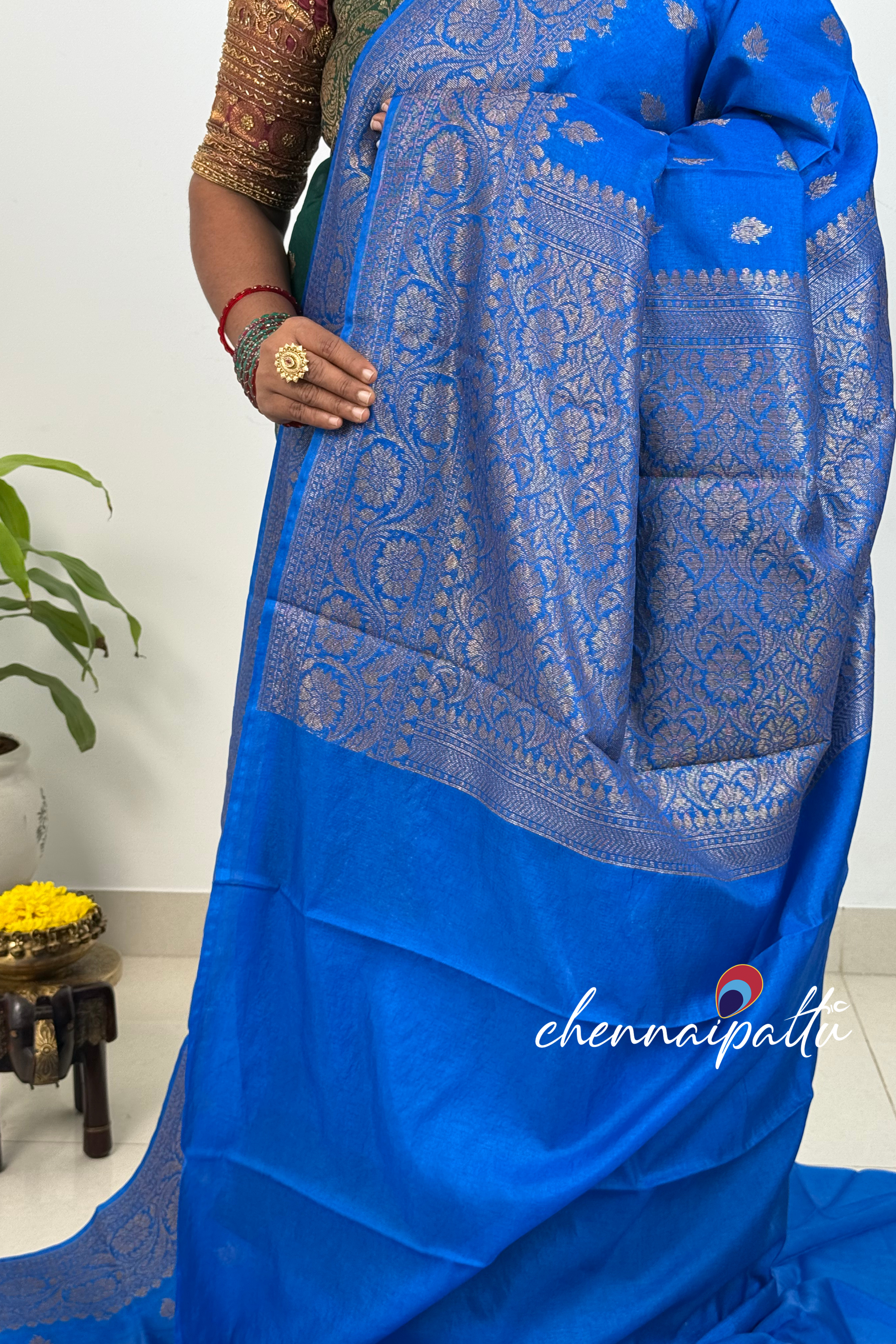 SUNITHA – Banarasi Semi Chiffon Saree | Blouse Attached