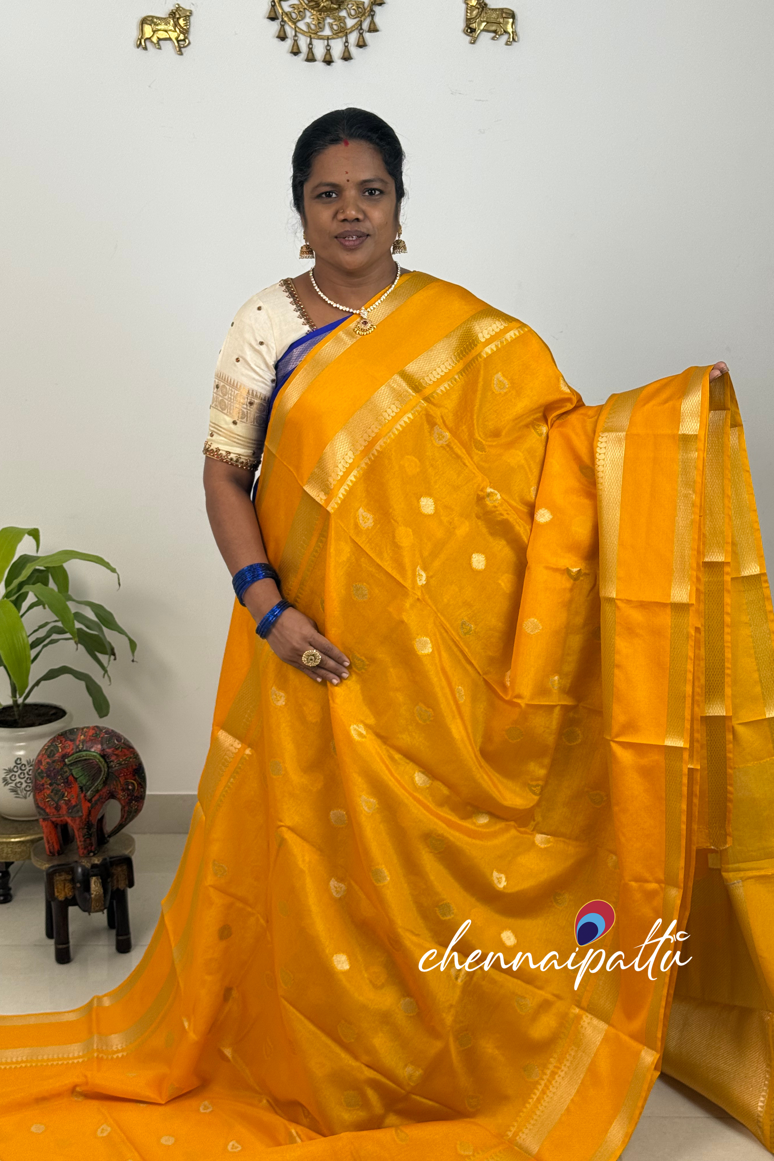 SUNITHA – Semi Banarasi Saree | Contrast Blouse Attached