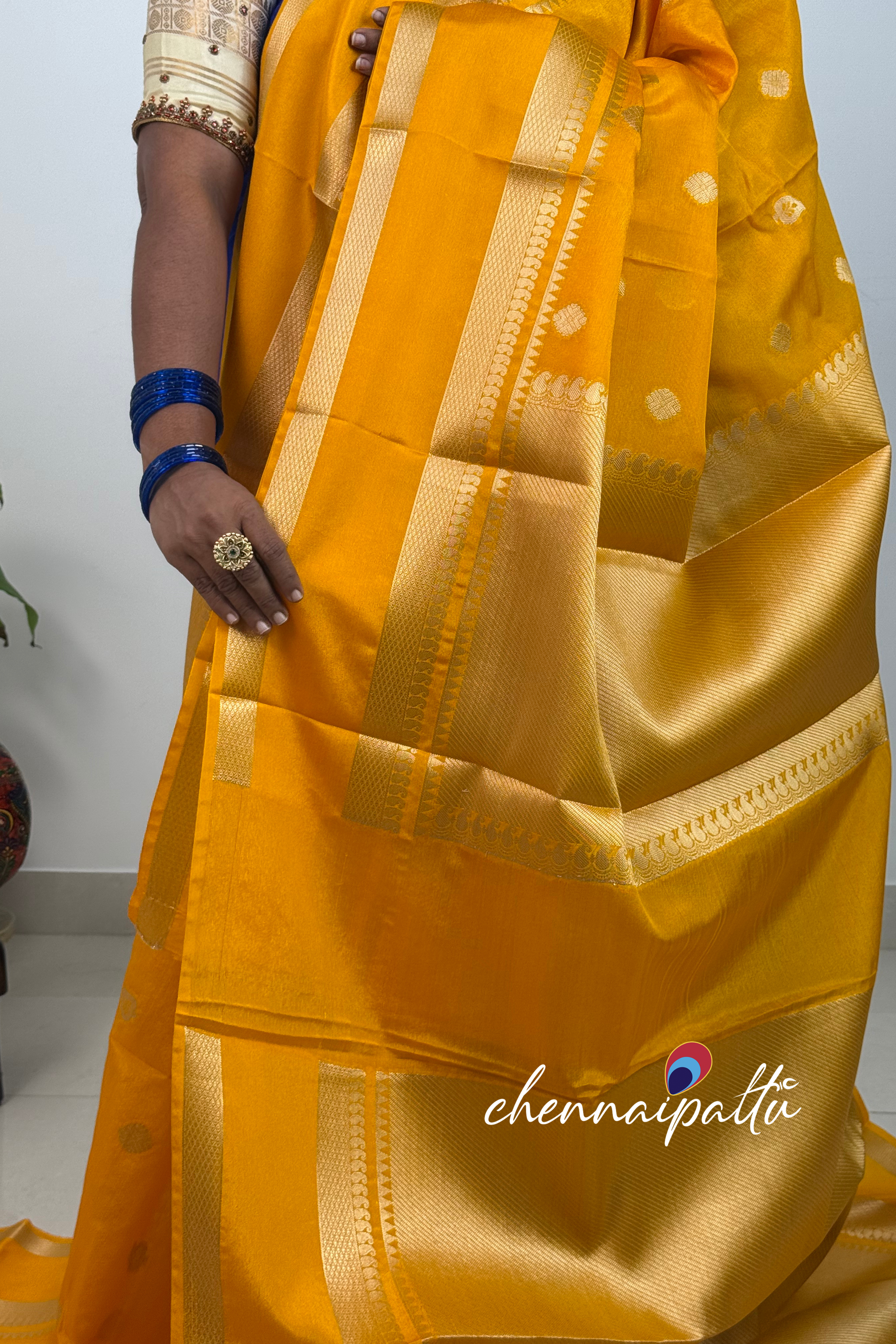 SUNITHA – Semi Banarasi Saree | Contrast Blouse Attached
