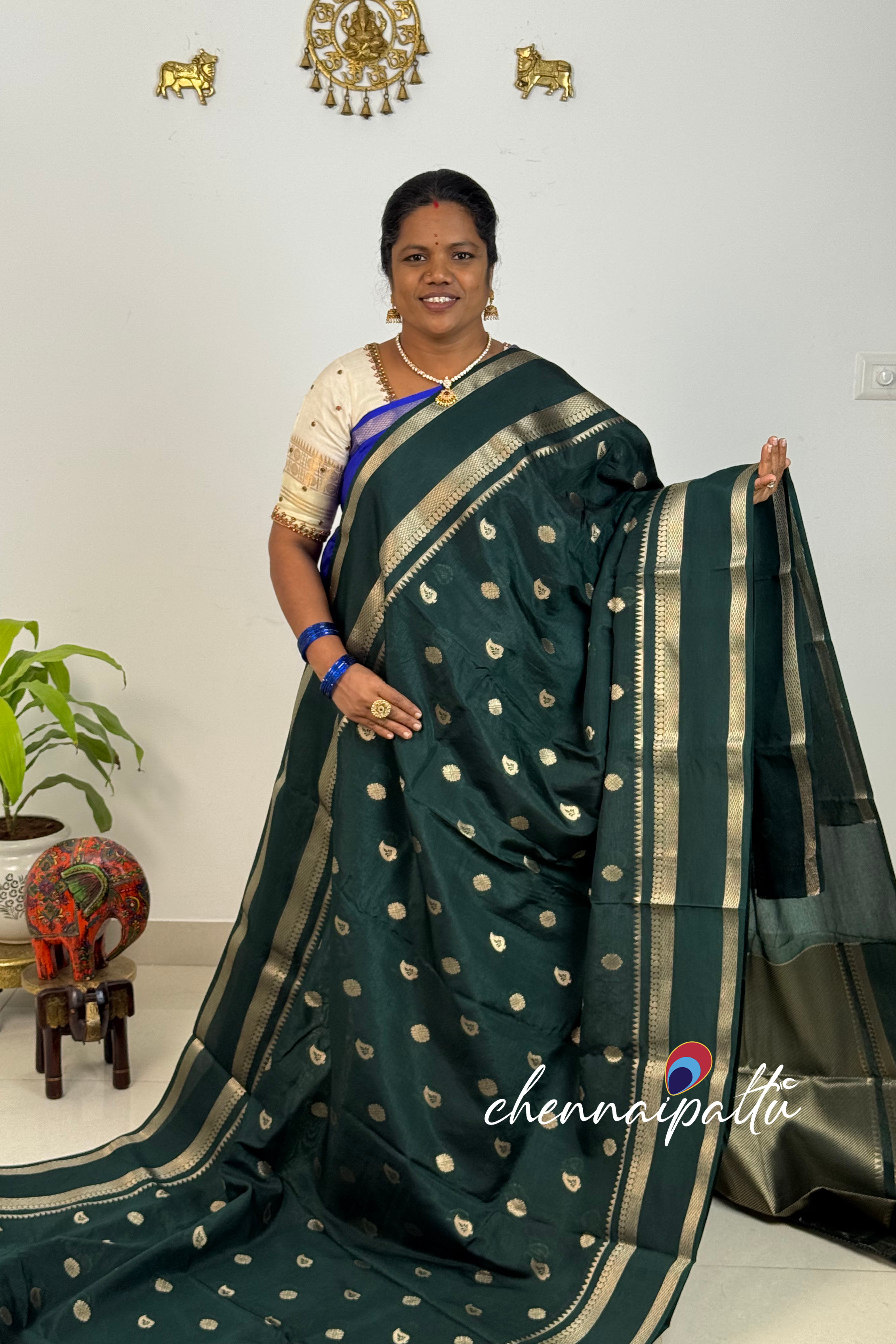 SUNITHA – Semi Banarasi Saree | Contrast Blouse Attached