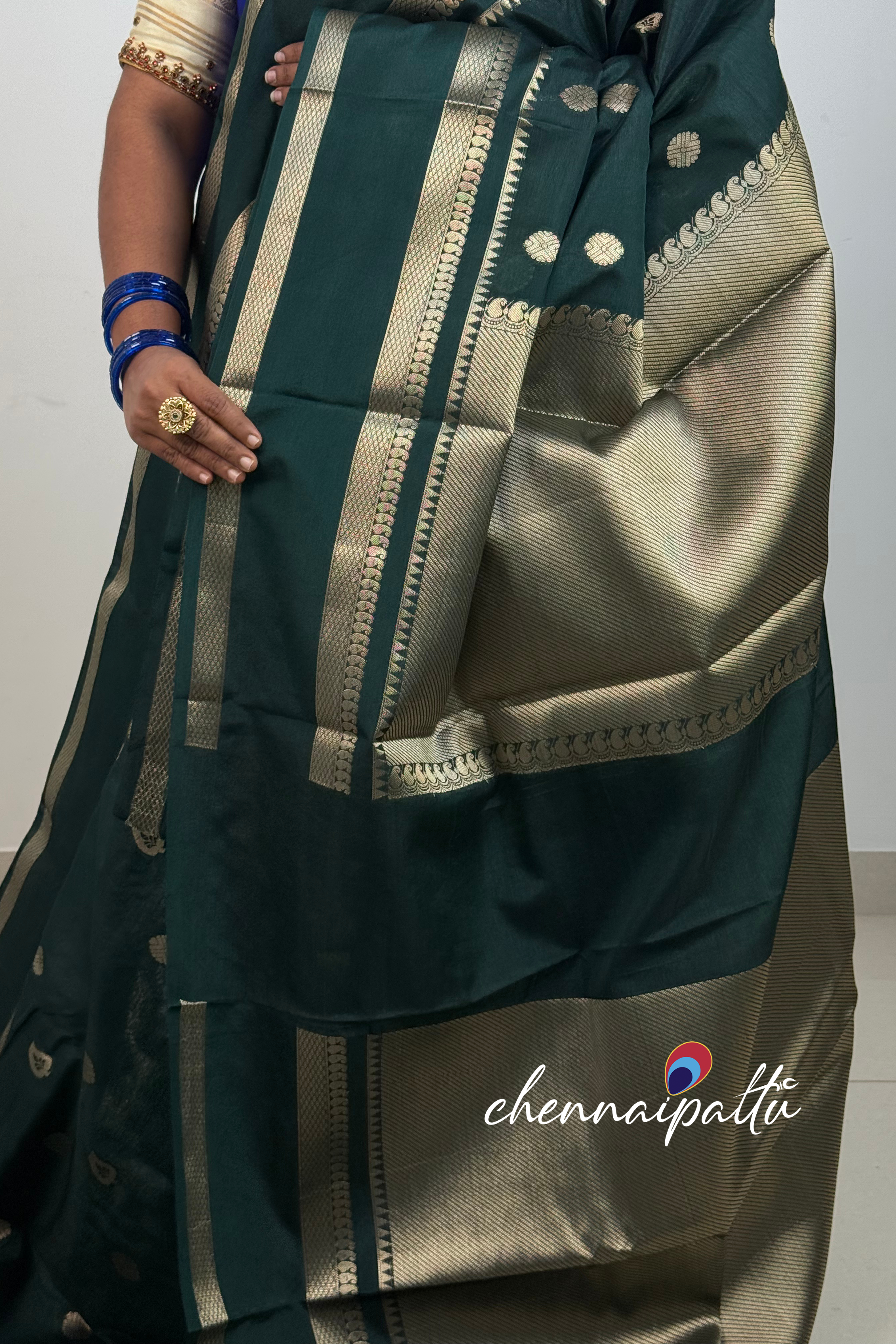 SUNITHA – Semi Banarasi Saree | Contrast Blouse Attached