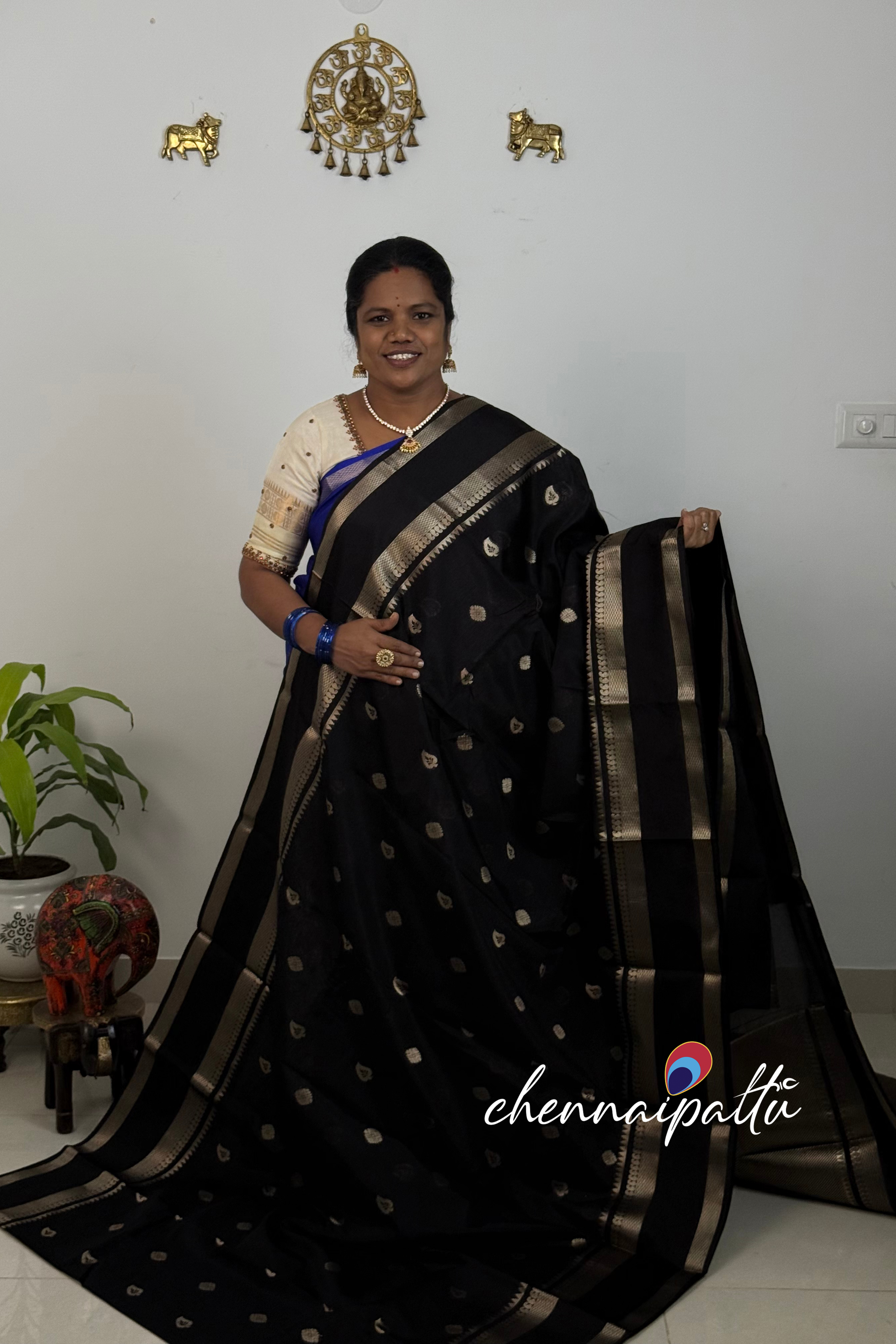SUNITHA – Semi Banarasi Saree | Contrast Blouse Attached