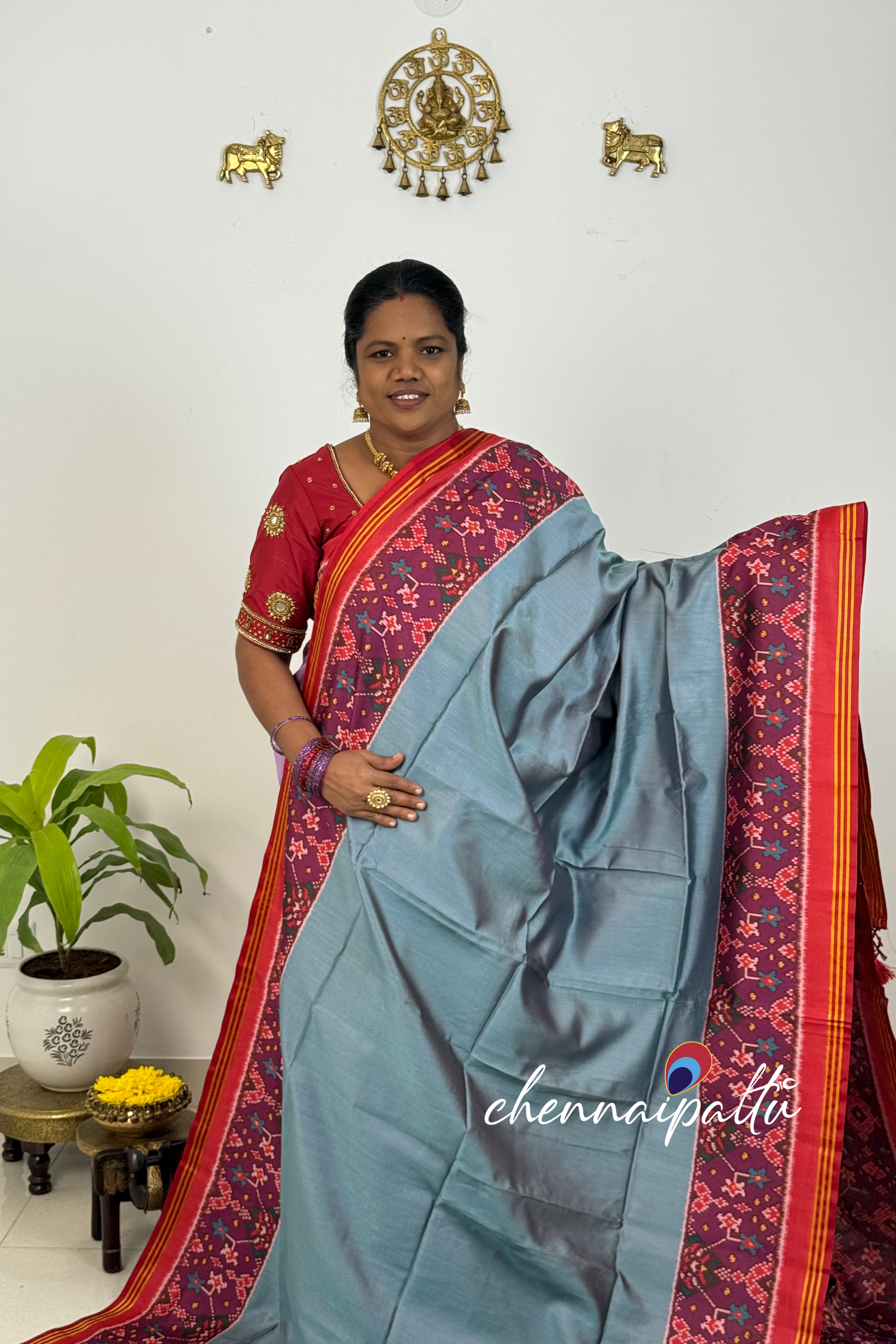 SUNITHA – Pure Tussar Patola Saree | Contrast Blouse Attached