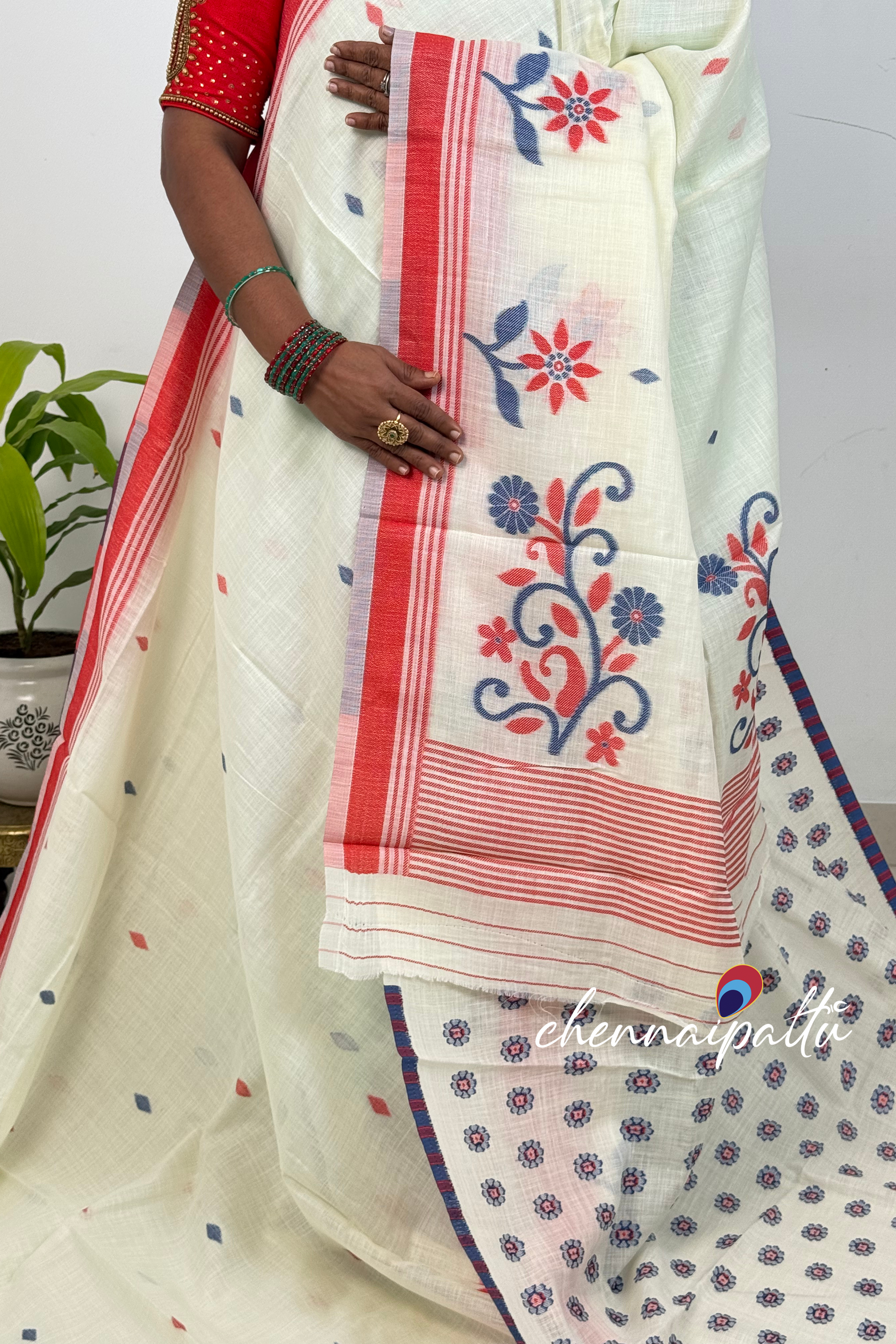 SUNITHA – Handcrafted Linen Saree | Blouse Attached