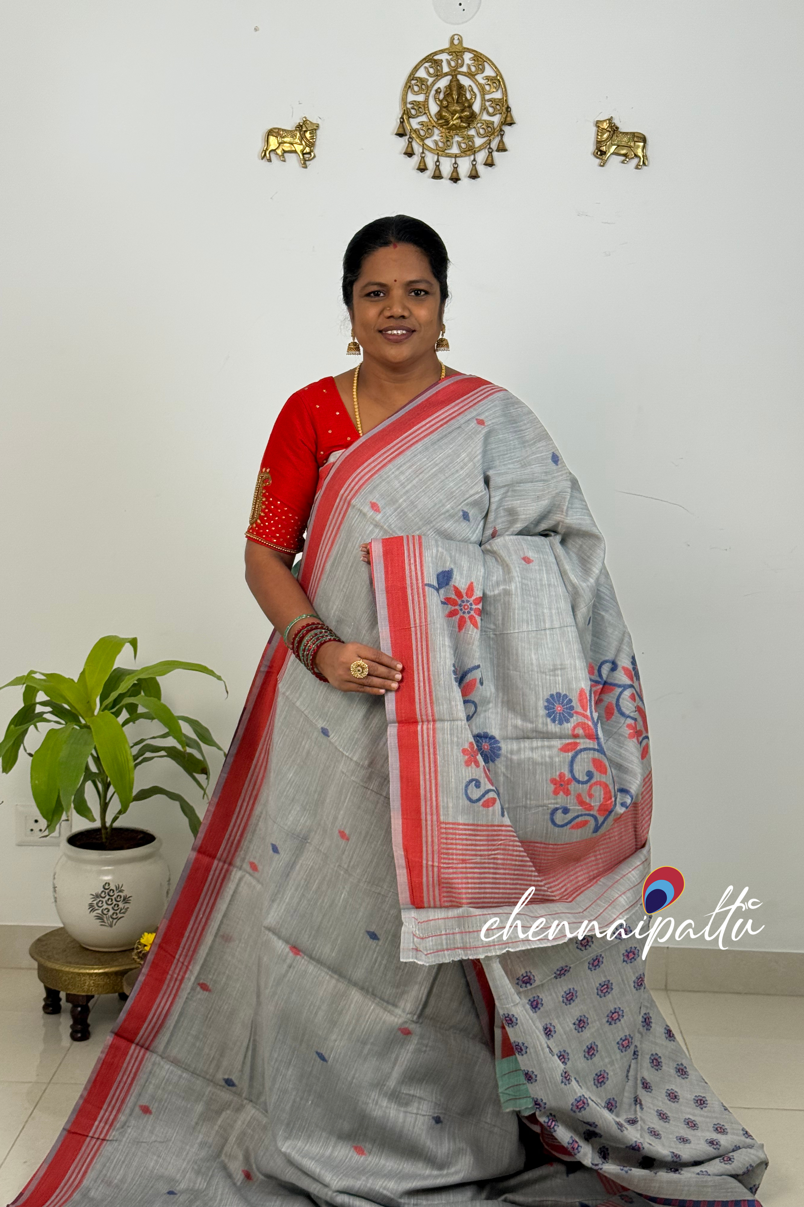 SUNITHA – Handcrafted Linen Saree | Blouse Attached