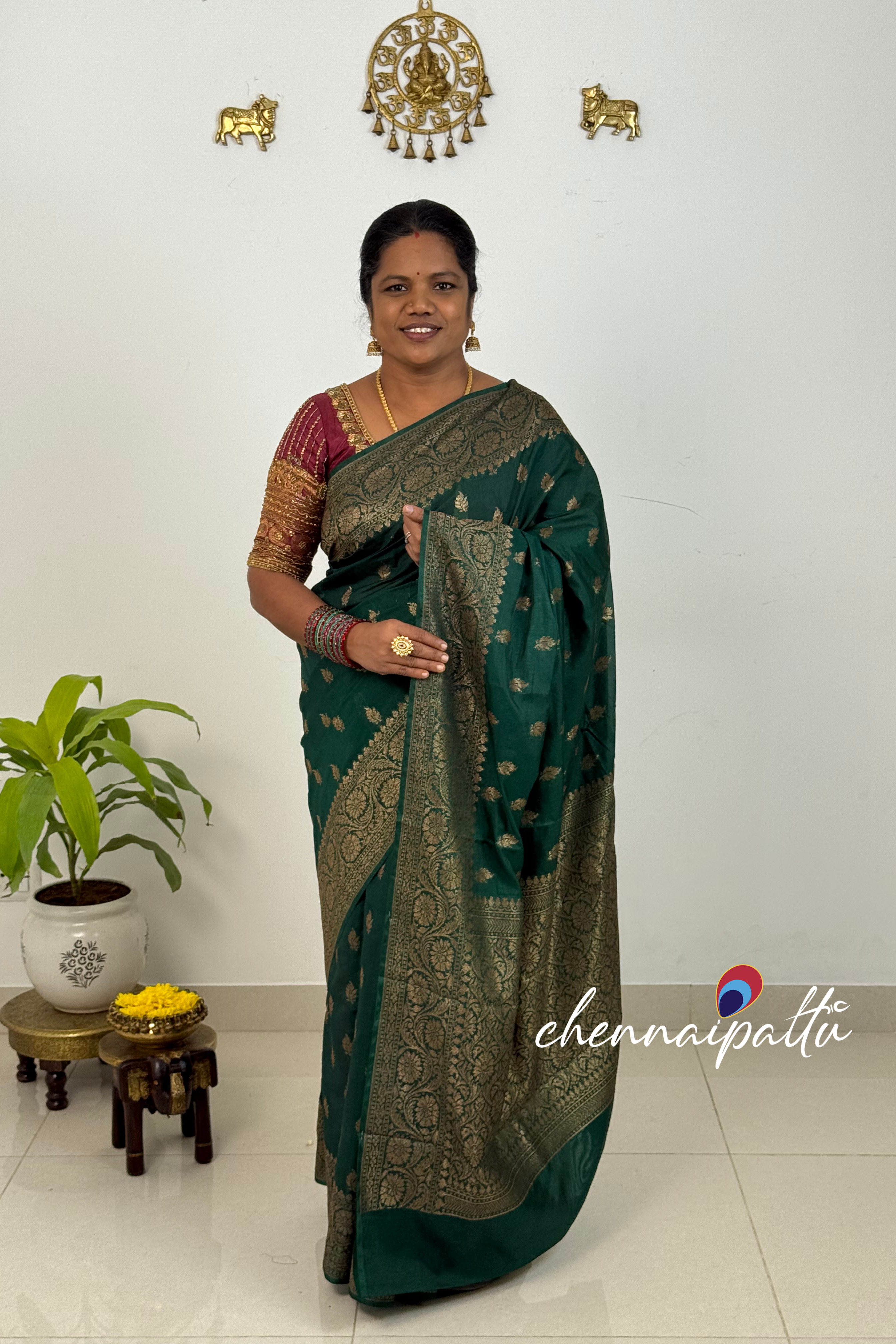 SUNITHA – Banarasi Semi Chiffon Saree | Blouse Attached