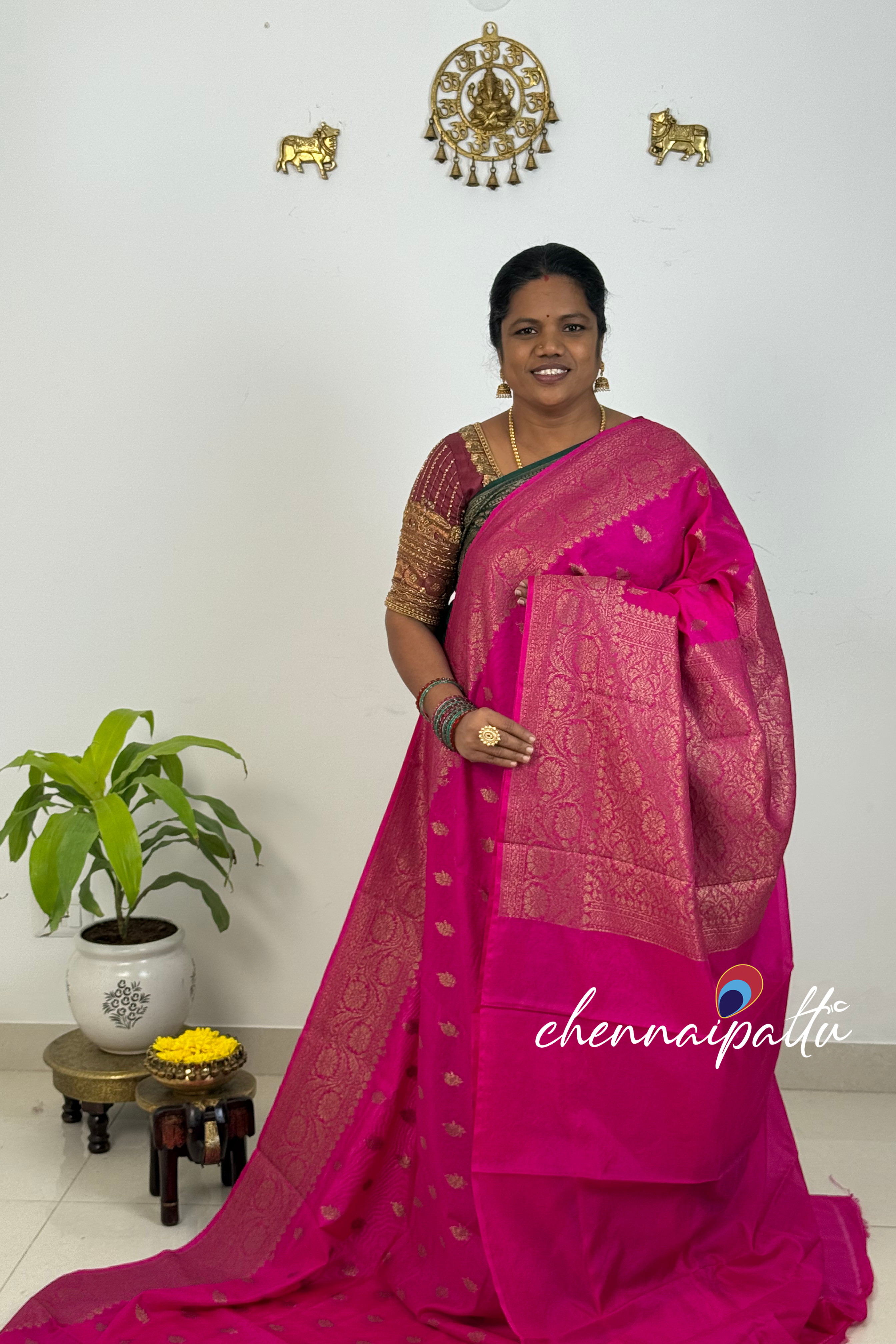 SUNITHA – Banarasi Semi Chiffon Saree | Blouse Attached