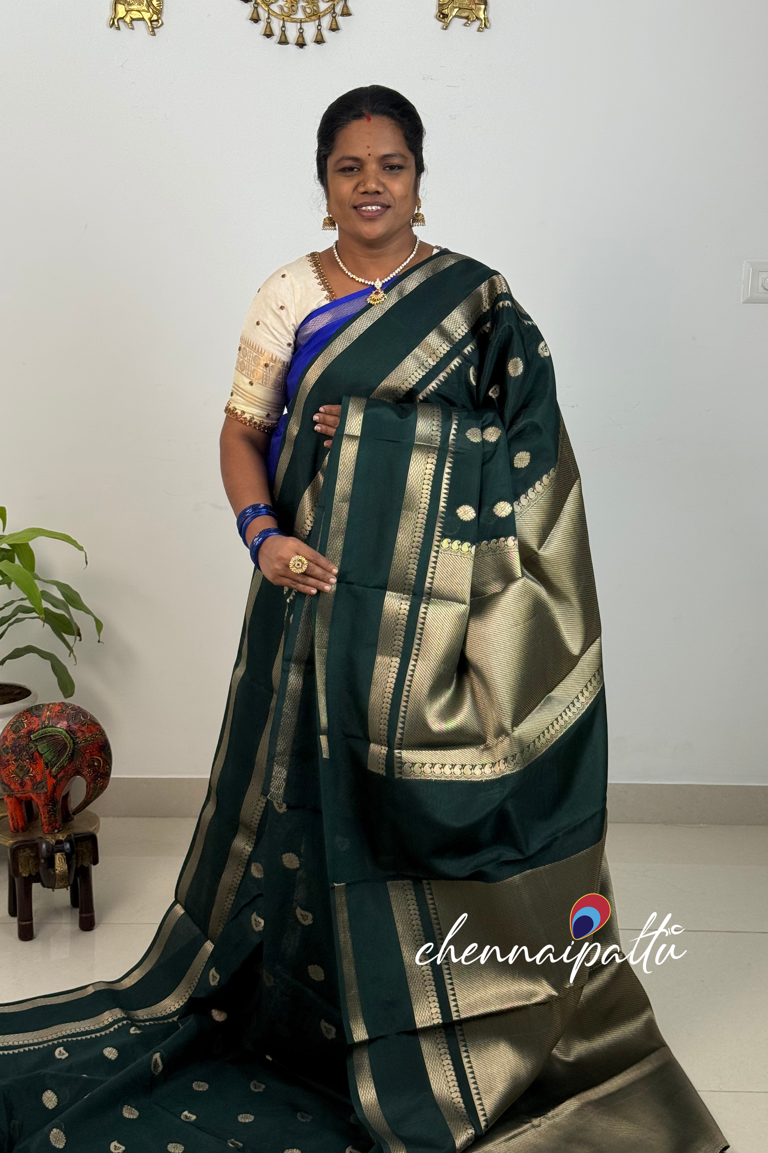 SUNITHA – Semi Banarasi Saree | Contrast Blouse Attached