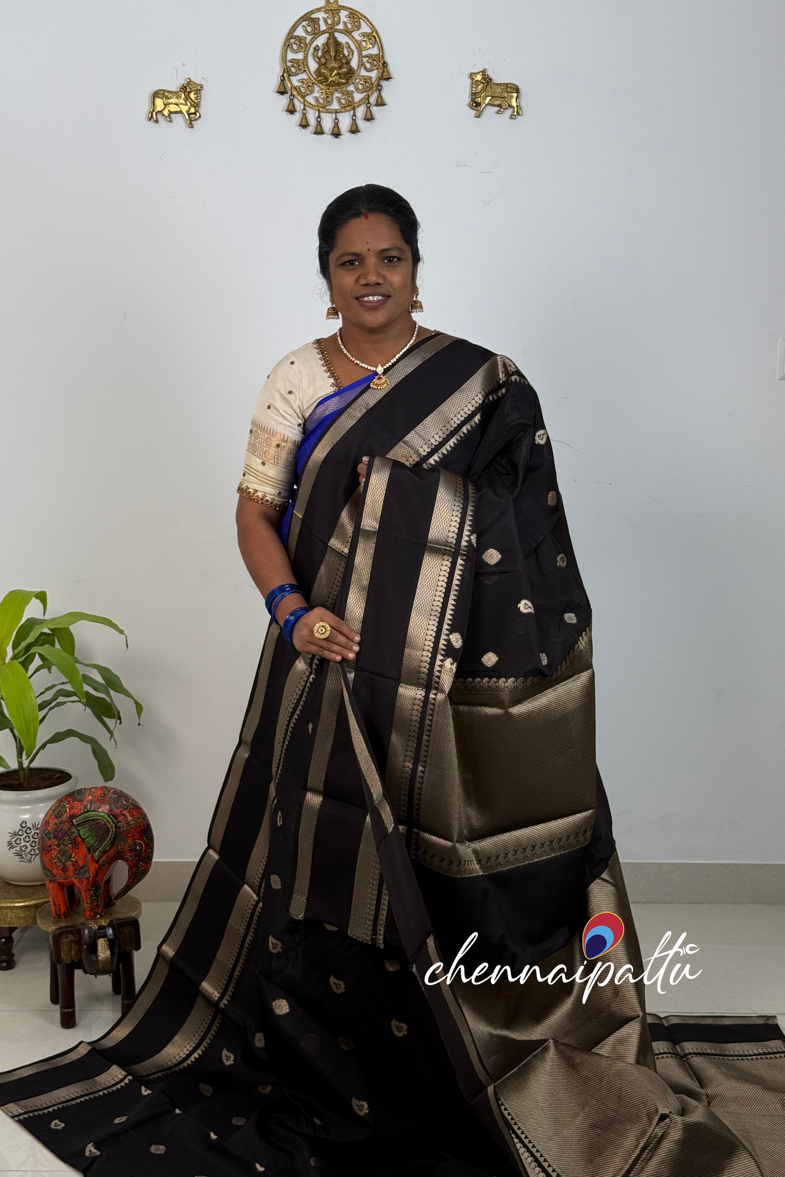 SUNITHA – Semi Banarasi Saree | Contrast Blouse Attached