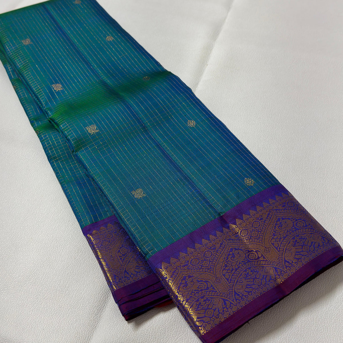 Mangai - Silk Saree | Blouse Attached